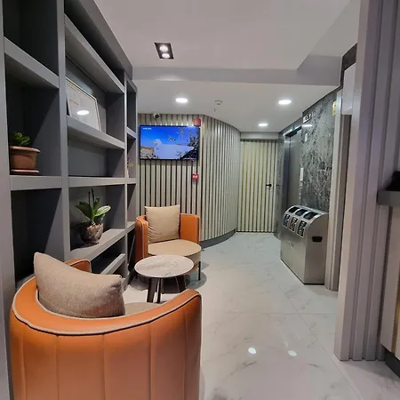 Rijji Old ホテル 3*