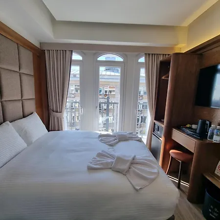 ホテル Rijji Old 3*