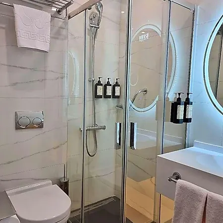 Rijji Old Hotel 3*